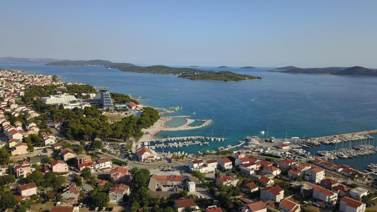 Apartmani Ana Juricev Vodice Zewnętrze zdjęcie