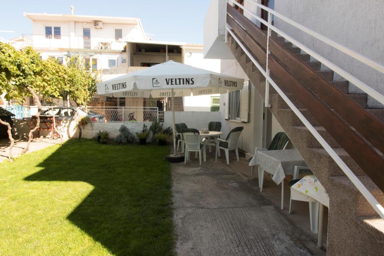 Apartmani Ana Juricev Vodice Zewnętrze zdjęcie