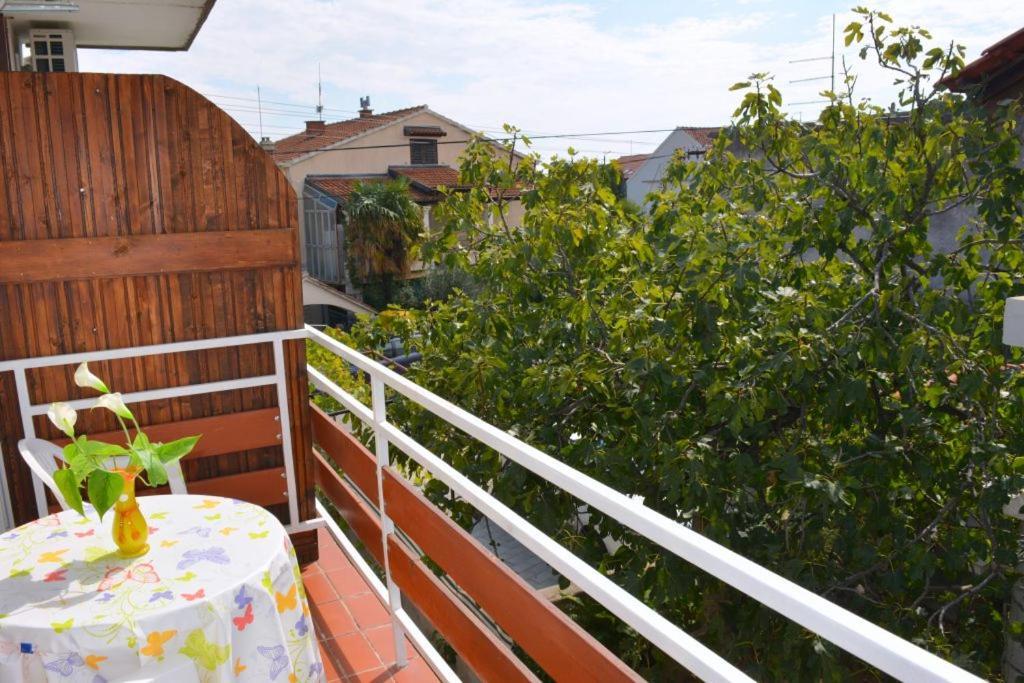 Apartmani Ana Juricev Vodice Zewnętrze zdjęcie
