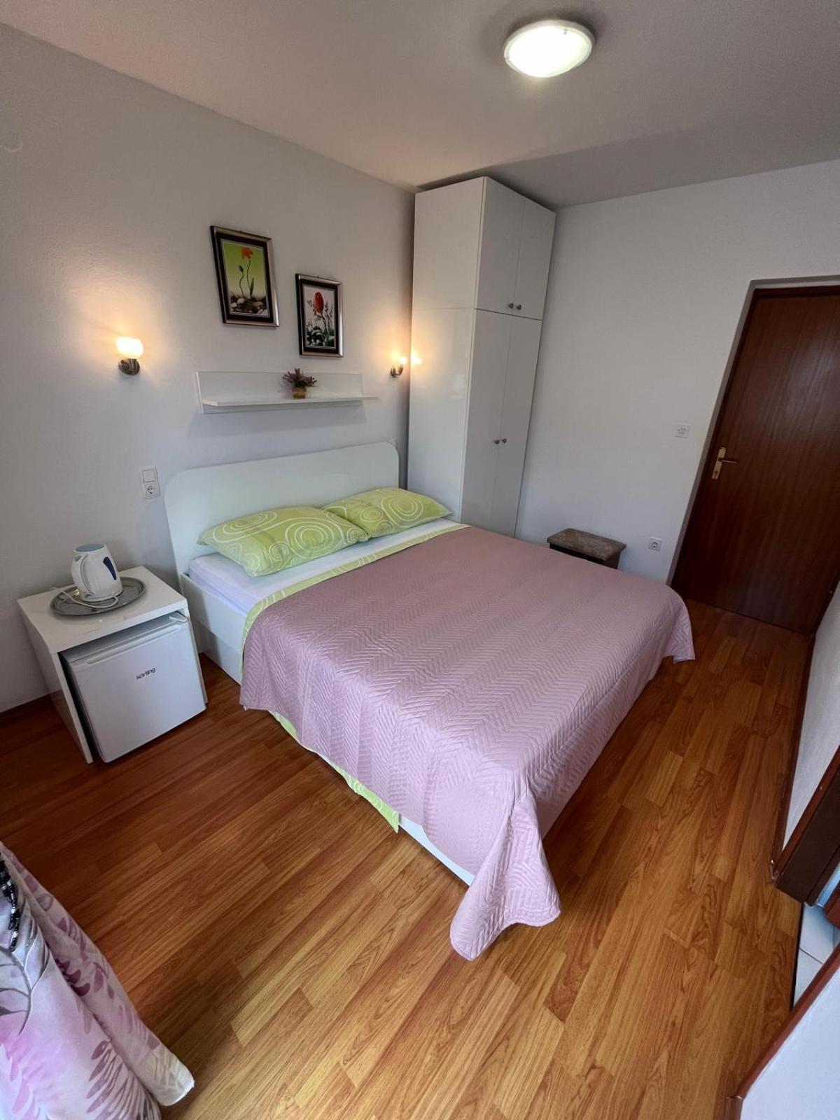 Apartmani Ana Juricev Vodice Zewnętrze zdjęcie