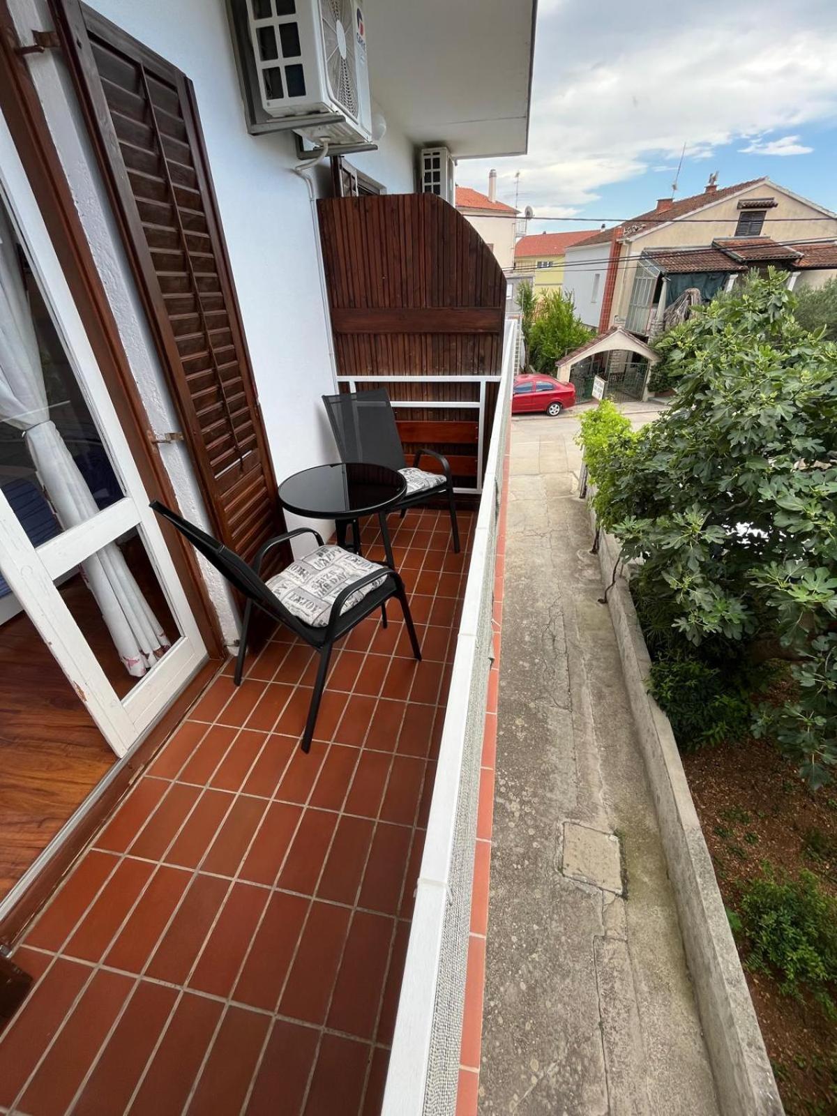 Apartmani Ana Juricev Vodice Zewnętrze zdjęcie