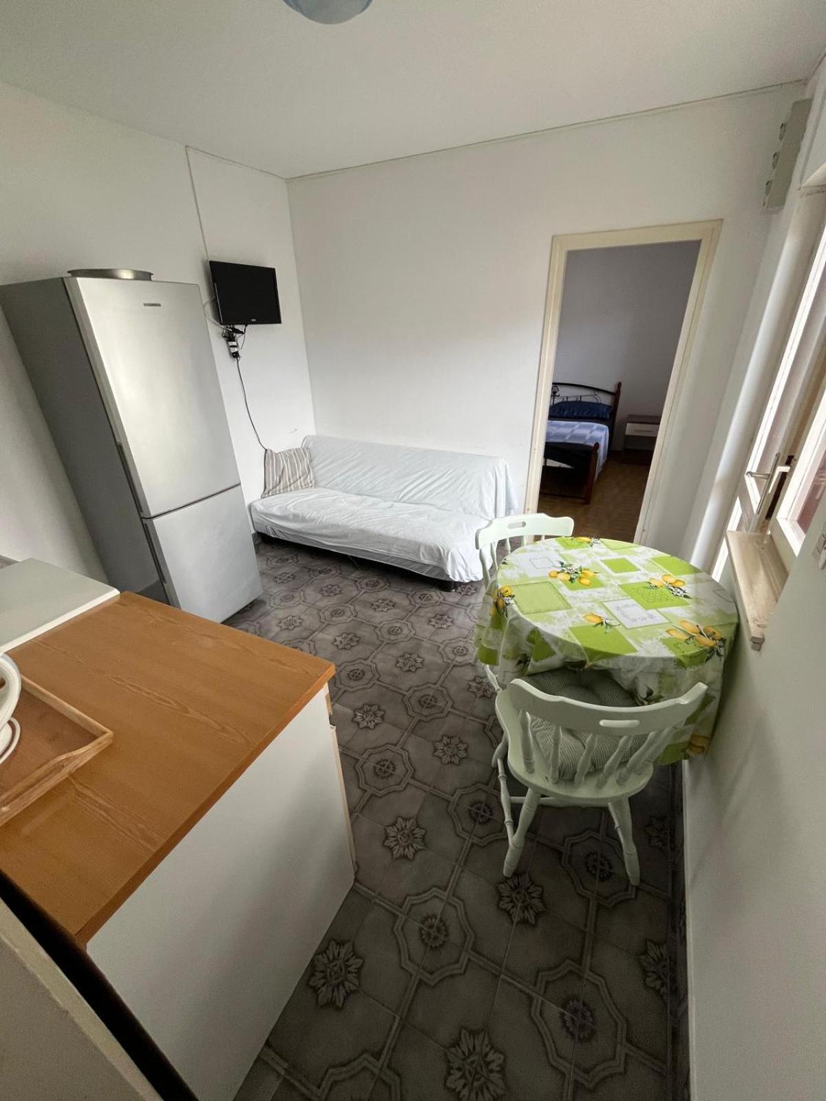 Apartmani Ana Juricev Vodice Zewnętrze zdjęcie