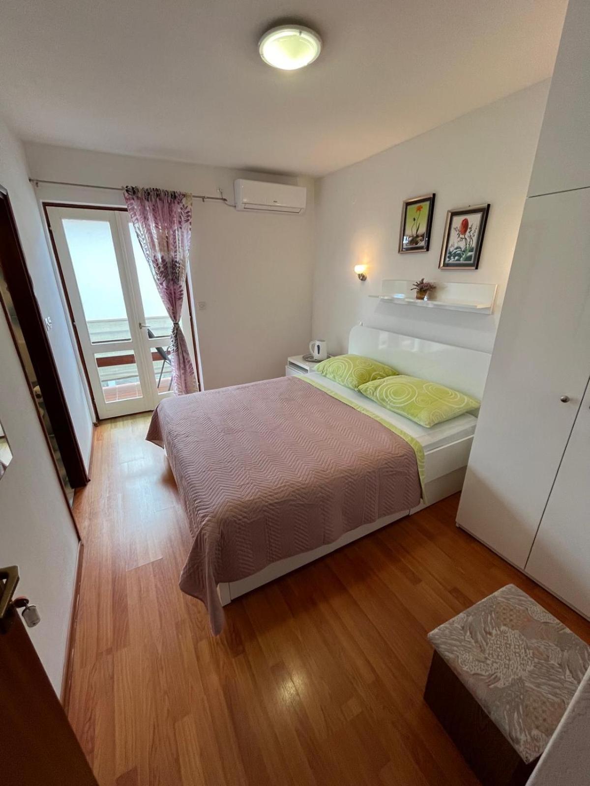 Apartmani Ana Juricev Vodice Zewnętrze zdjęcie