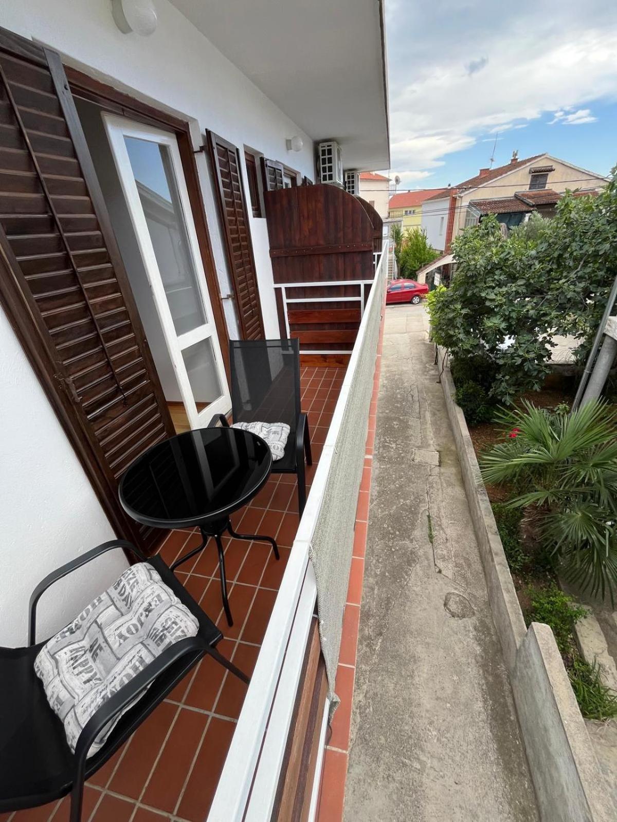 Apartmani Ana Juricev Vodice Zewnętrze zdjęcie