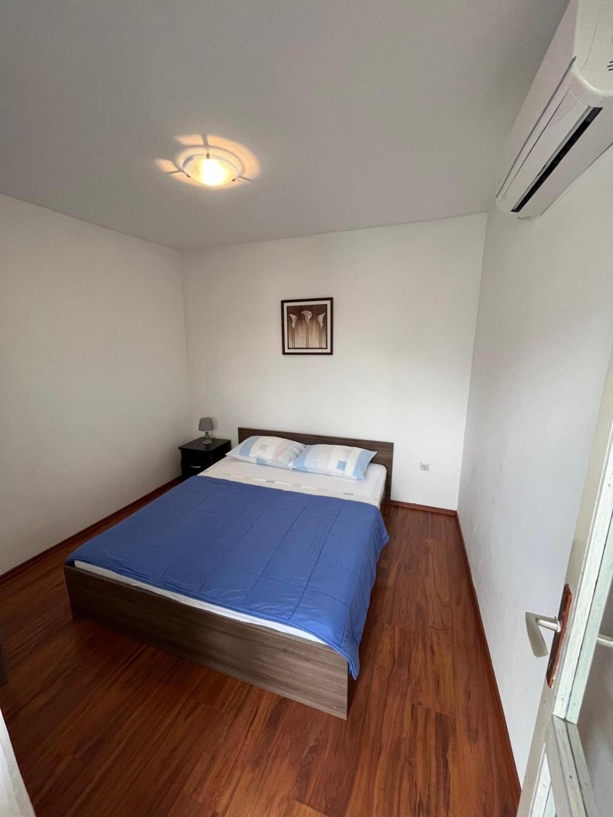 Apartmani Ana Juricev Vodice Zewnętrze zdjęcie