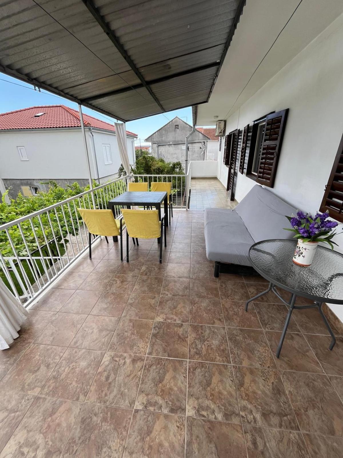 Apartmani Ana Juricev Vodice Zewnętrze zdjęcie
