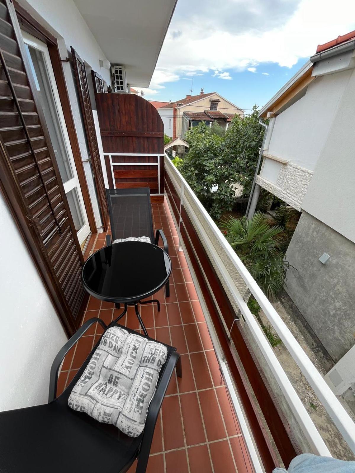 Apartmani Ana Juricev Vodice Zewnętrze zdjęcie