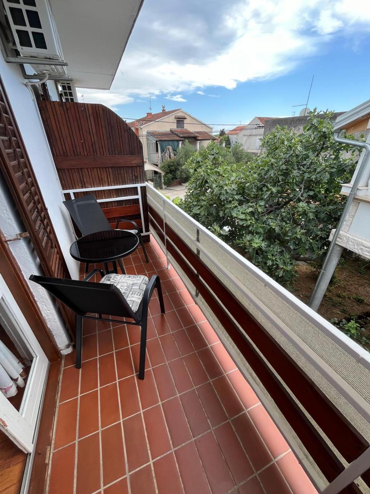 Apartmani Ana Juricev Vodice Zewnętrze zdjęcie