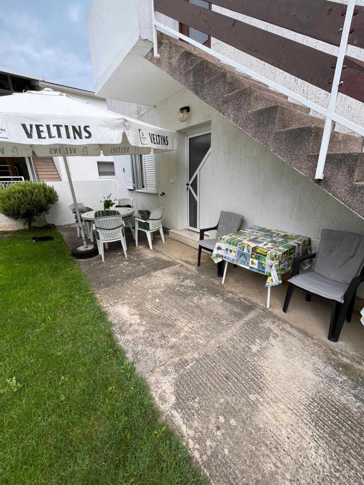 Apartmani Ana Juricev Vodice Zewnętrze zdjęcie