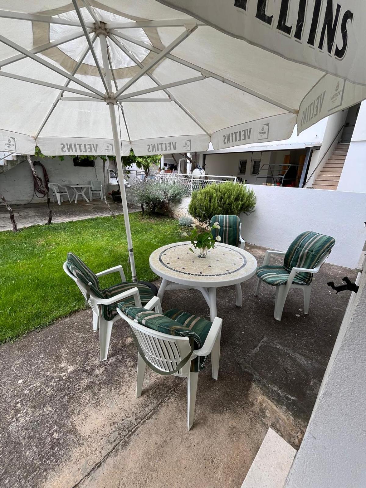 Apartmani Ana Juricev Vodice Zewnętrze zdjęcie